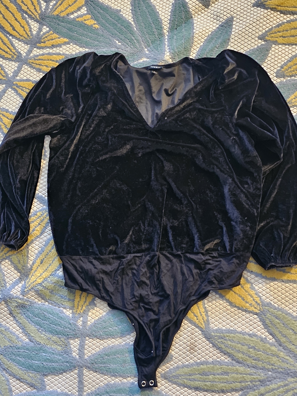 torrid Black Velvet V-Neck Long Sleeve Bodysuit